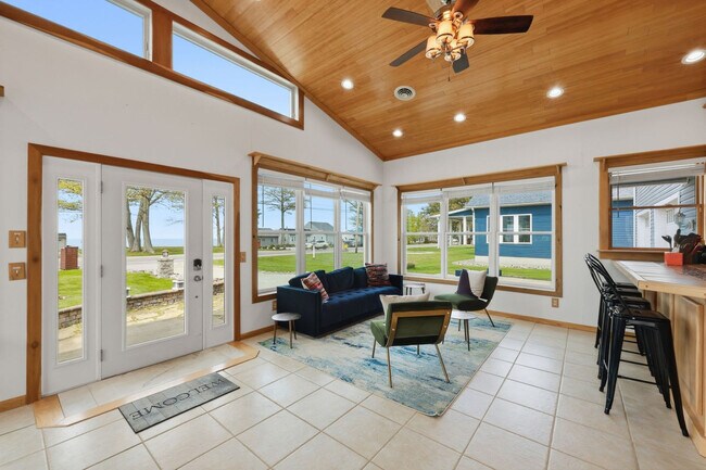 Photo - 4262 Lake Rd E Unit SI ID1593881P
