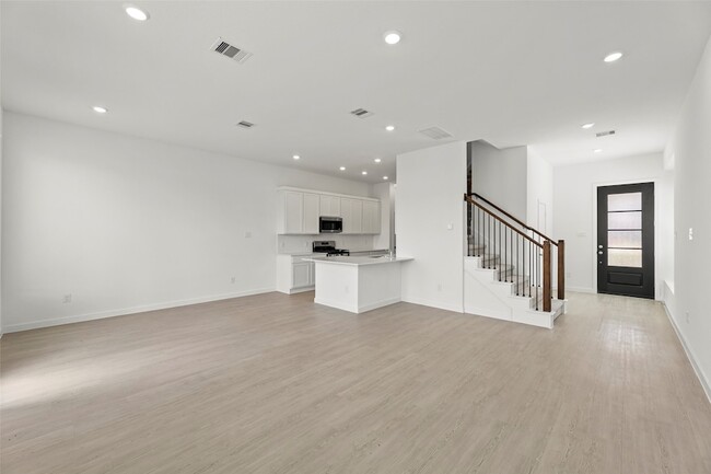 Photo - 12523 Alligator Lake Ct