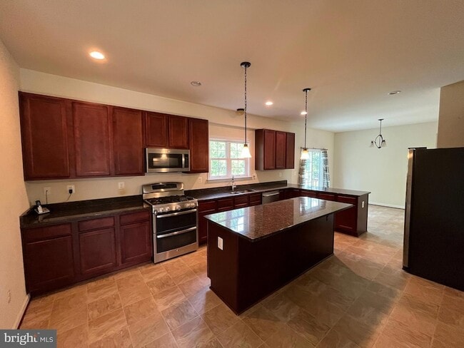 Photo - 47 Summerfield Ln