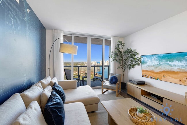 Building Photo - 2602 E Hallandale Beach Blvd Unit ID1227533P