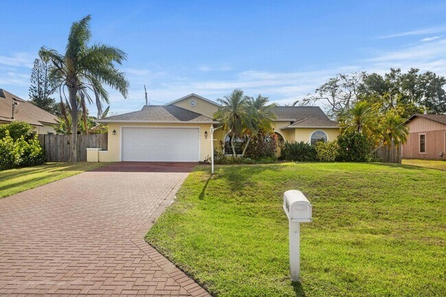 Photo - 2542 SW Kensington St