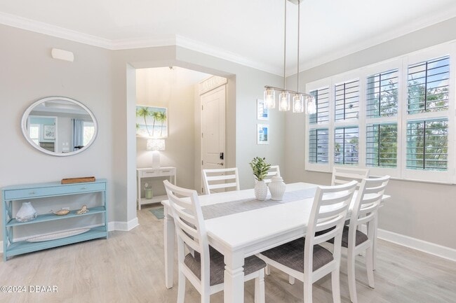 Photo - 349 High Tide Ln