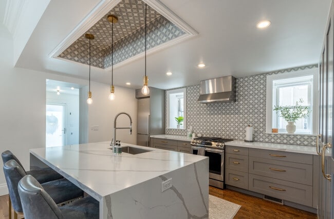 Photo - 630 E 300 S Unit SI ID1249863P