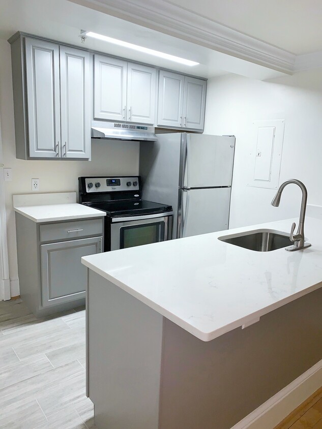 Floor Plan - Two Bedroom