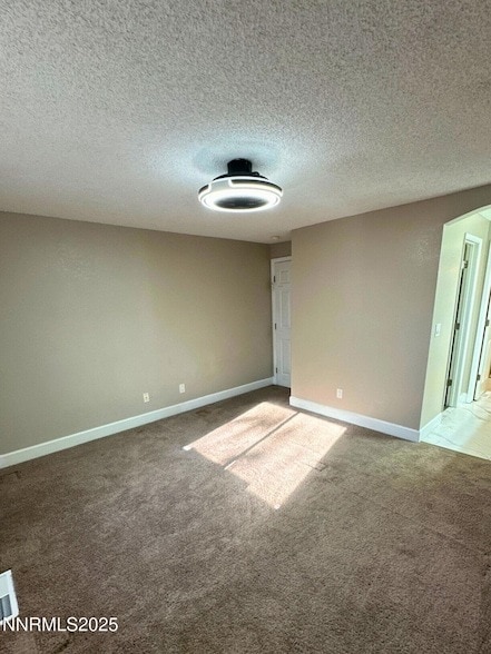 Photo - 1725 Catham Ln