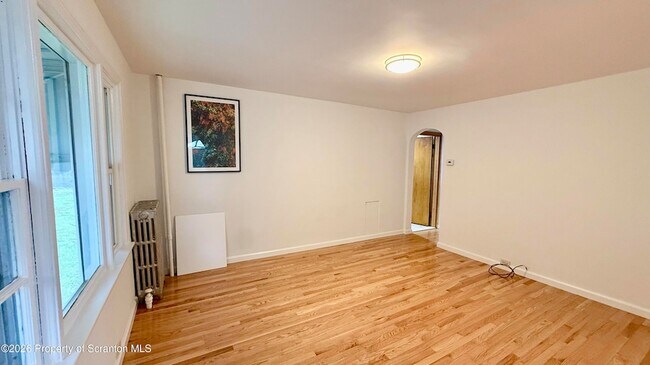 Photo - 140 Sand St