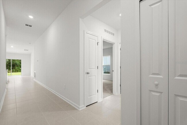 Photo - 1377 Loxley Trl