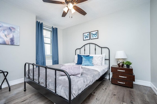 Photo - 300 Peachtree Rd NE Unit ID1299414P