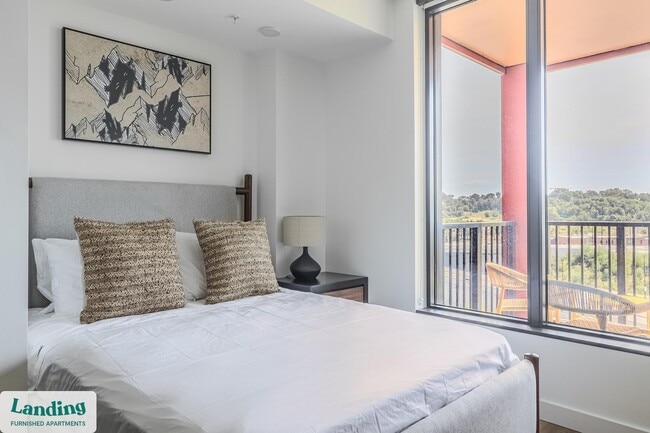 Building Photo - 632 Howard Rd SE Unit 739