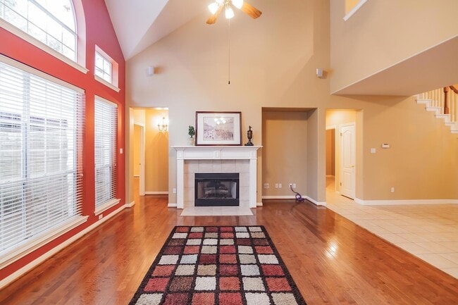 Photo - 2412 Arbor Dr