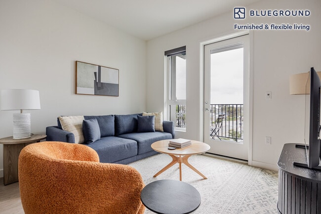 Building Photo - 511 S Harbor Blvd Unit FL5-ID1301