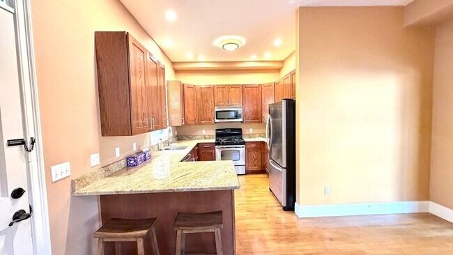 Photo - 1458 Cambridge St Unit 1458