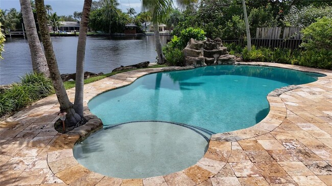 Photo - 1925 Coral Gardens Dr