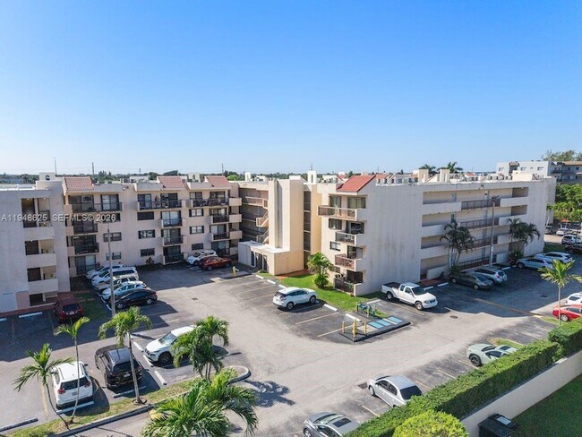 Photo - 995 SW 84th Ave Unit 223