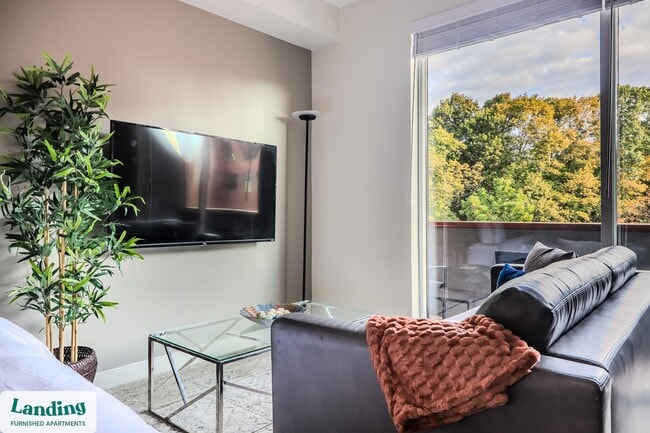 Building Photo - 210 E Green St Unit 514.1410565