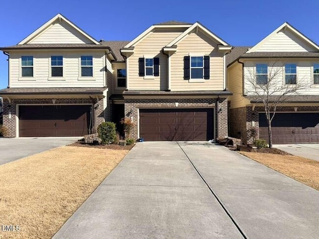 Building Photo - 305 Alamosa Pl