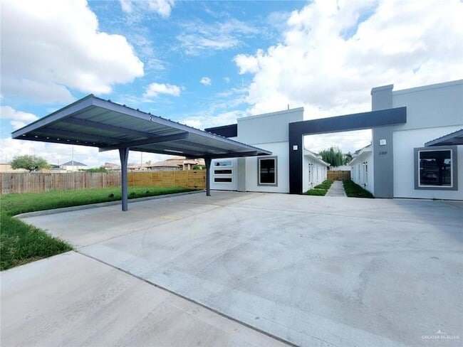 Photo - 2201 S Pamplona St Unit 4