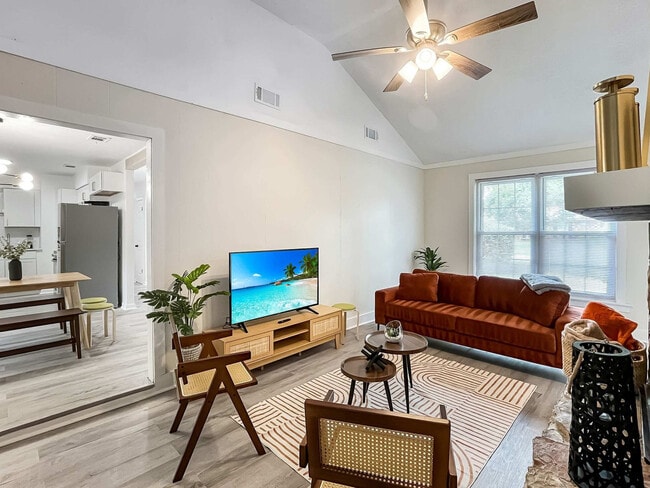 Photo - 1224 Crawford Way Unit ID1291585P