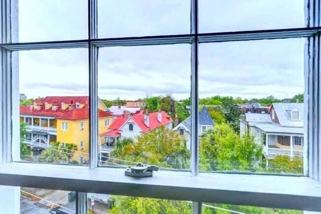 Photo - 65 Vanderhorst St