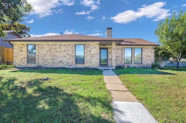 Photo - 3719 Furneaux Ln