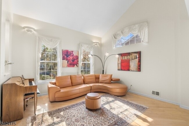 Photo - 70 Hartley Ln