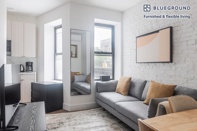 Building Photo - 6 Avenue B Unit FL2-ID1884