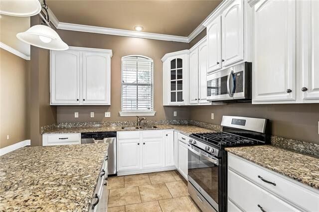 Photo - 350 Palmer Ct