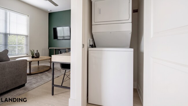Photo - 900 N Tryon St Unit 2112