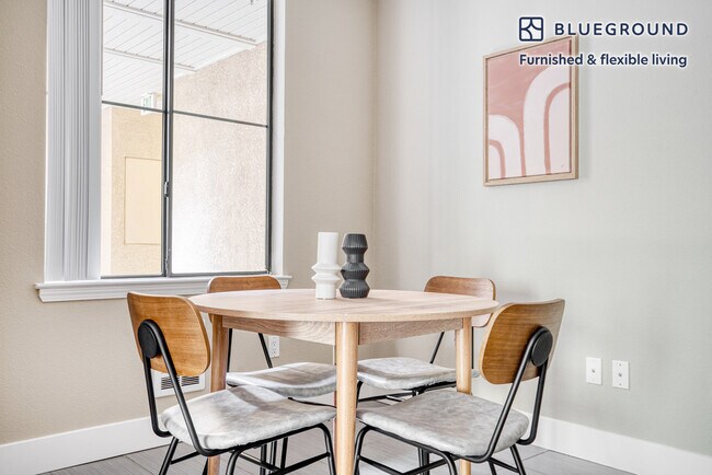 Photo - 2201 Bridgepointe Pkwy Unit FL2-ID713