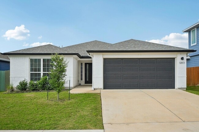 Building Photo - 9813 Eloquence Dr