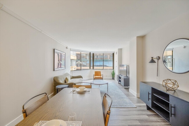 Photo - 1111 30th St NW Unit SI ID1562717P