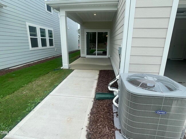 Photo - 513 Dorset Strm Dr