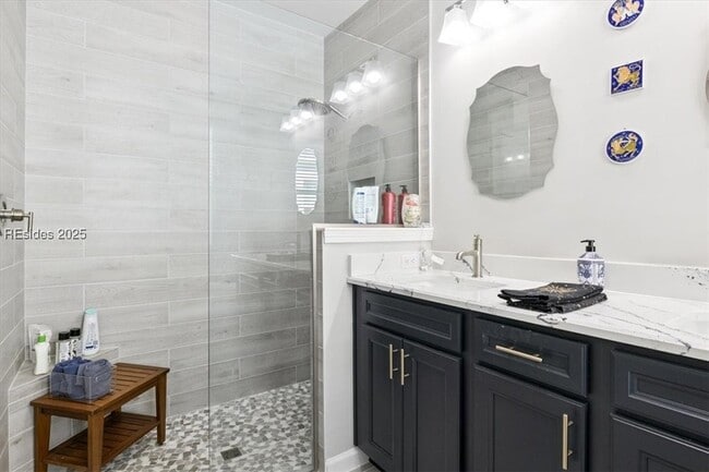 Photo - 731 Harborside Dr