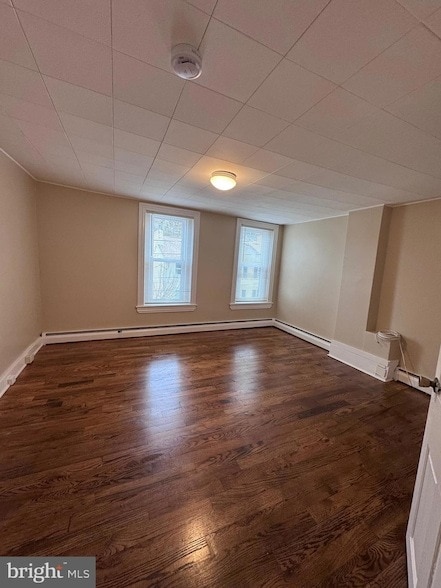 Photo - 105 W Union St