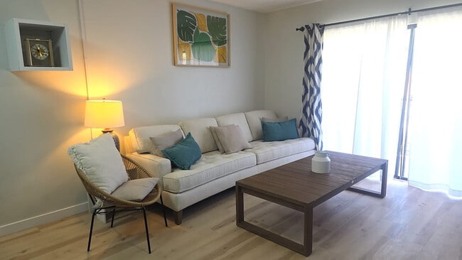 Building Photo - 30 Inlet Harbor Rd Unit SI ID1255480P