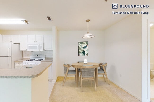 Photo - 1000 Avalon Dr Unit SI FL0-ID5791A
