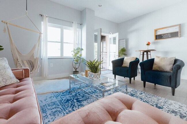 Photo - 202 E Main St Unit SI ID1397975P