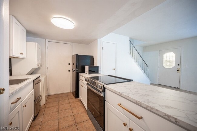 Photo - 1428 Lorilyn Ave Unit 3