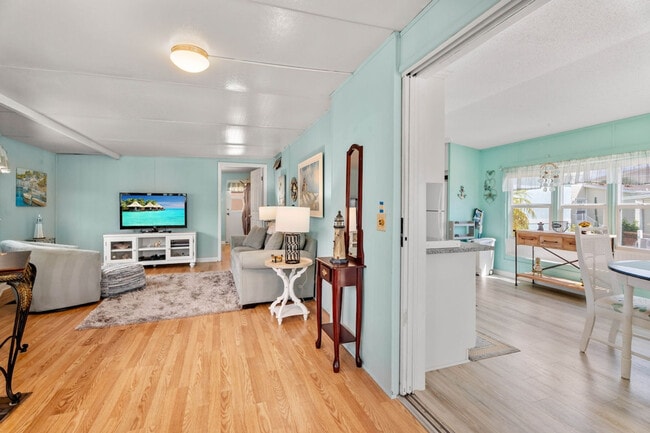 Photo - 1368 Nettles Blvd Unit SI ID1537526P
