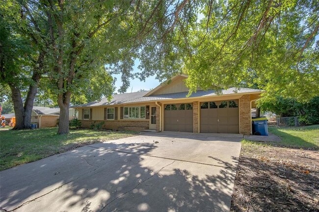 Photo - 902 N Benjamin St