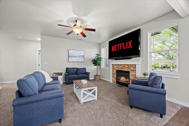 Building Photo - 10130 W Brownstone Dr Unit ID1308988P