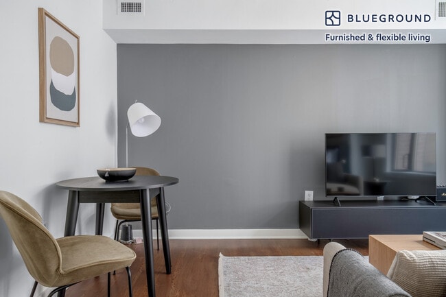 Photo - 400 8th St NW Unit FL5-ID577