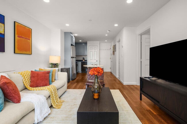 Photo - 15 St Marks Pl Unit ID1291588P