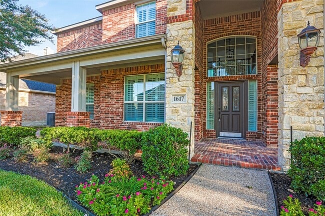 Photo - 1617 Sweetbay Dr