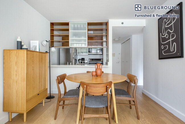 Photo - 130 W 15th St Unit FL11-ID1383