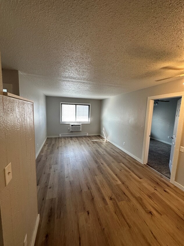 Floor Plan - Two Bed, One Bath Hallway