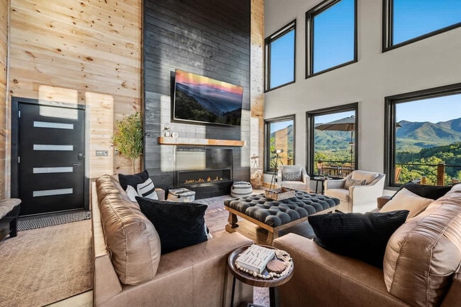 Building Photo - 264 Sonshine Ridge Rd Unit ID1051674P