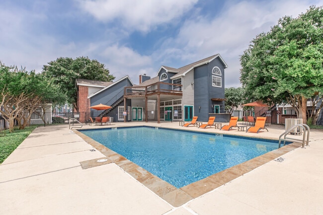 Building Photo - Park at Leblanc