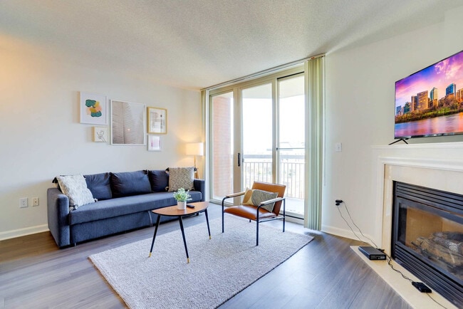 Photo - 901 N Pollard St Unit FL13-ID1022362P