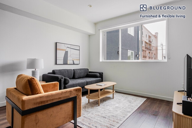 Building Photo - 1011 Serrano Ave Unit FL2-ID1418